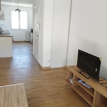 60 M2 *