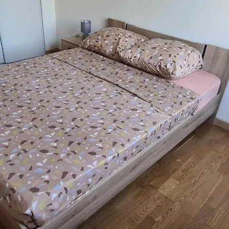 60 M2